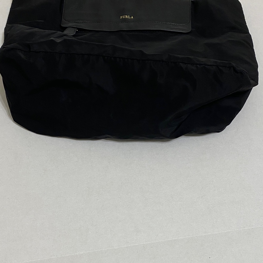 Furla Elegant Black Tote Bag - Picture 3 of 16